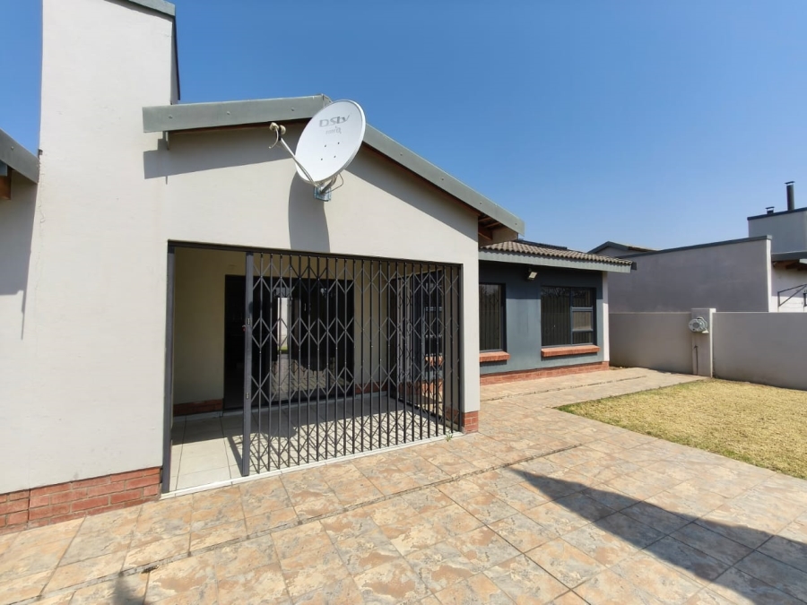 3 Bedroom Property for Sale in Waterkloof A H North West